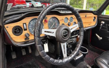 Triumph-TR-6-1976-Convertible-28