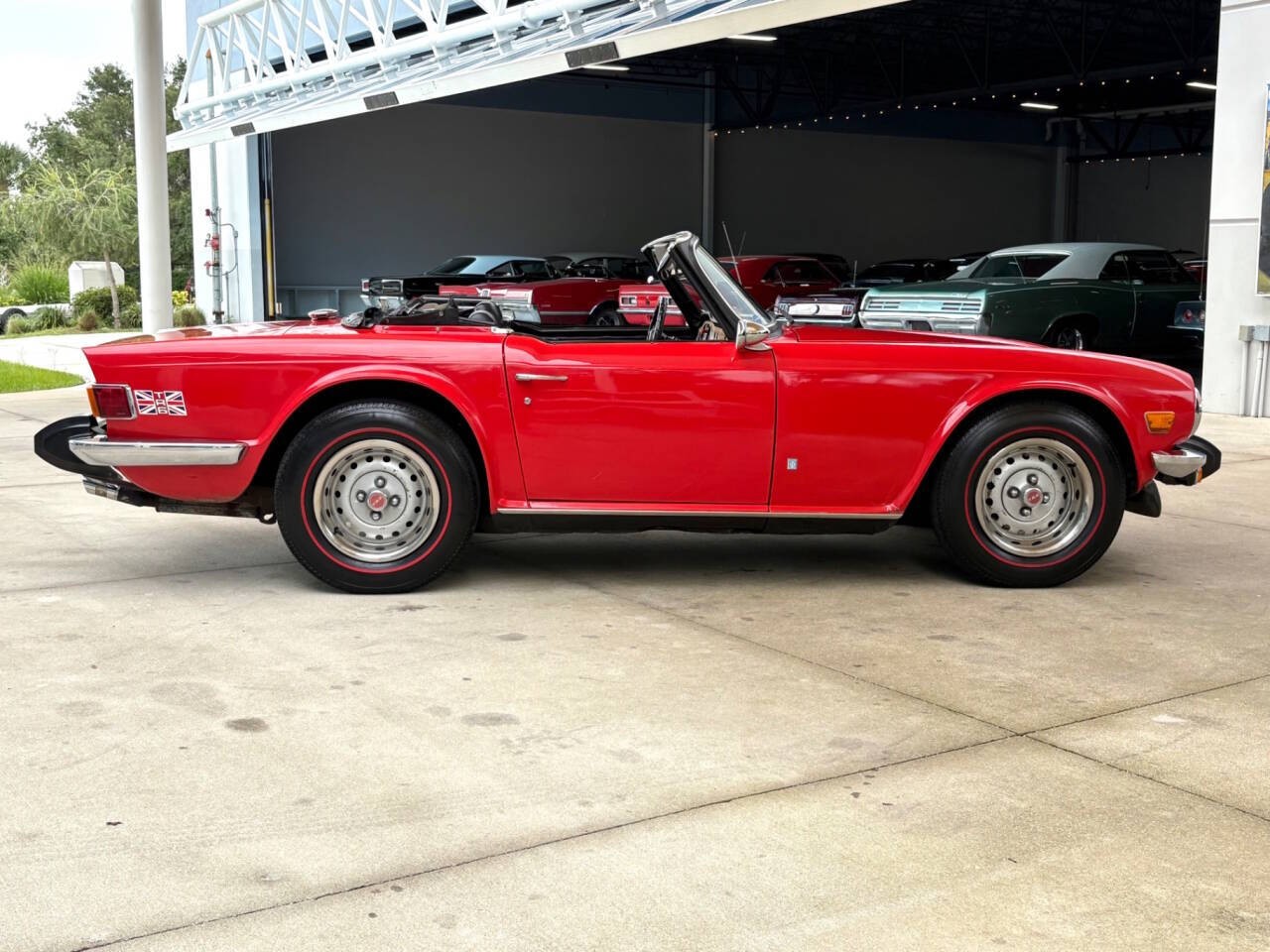Triumph-TR-6-1976-Convertible-3