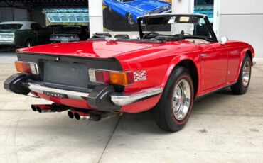Triumph-TR-6-1976-Convertible-4