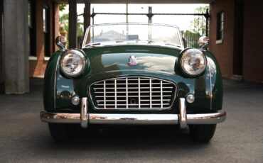 Triumph-TR3-1957-1