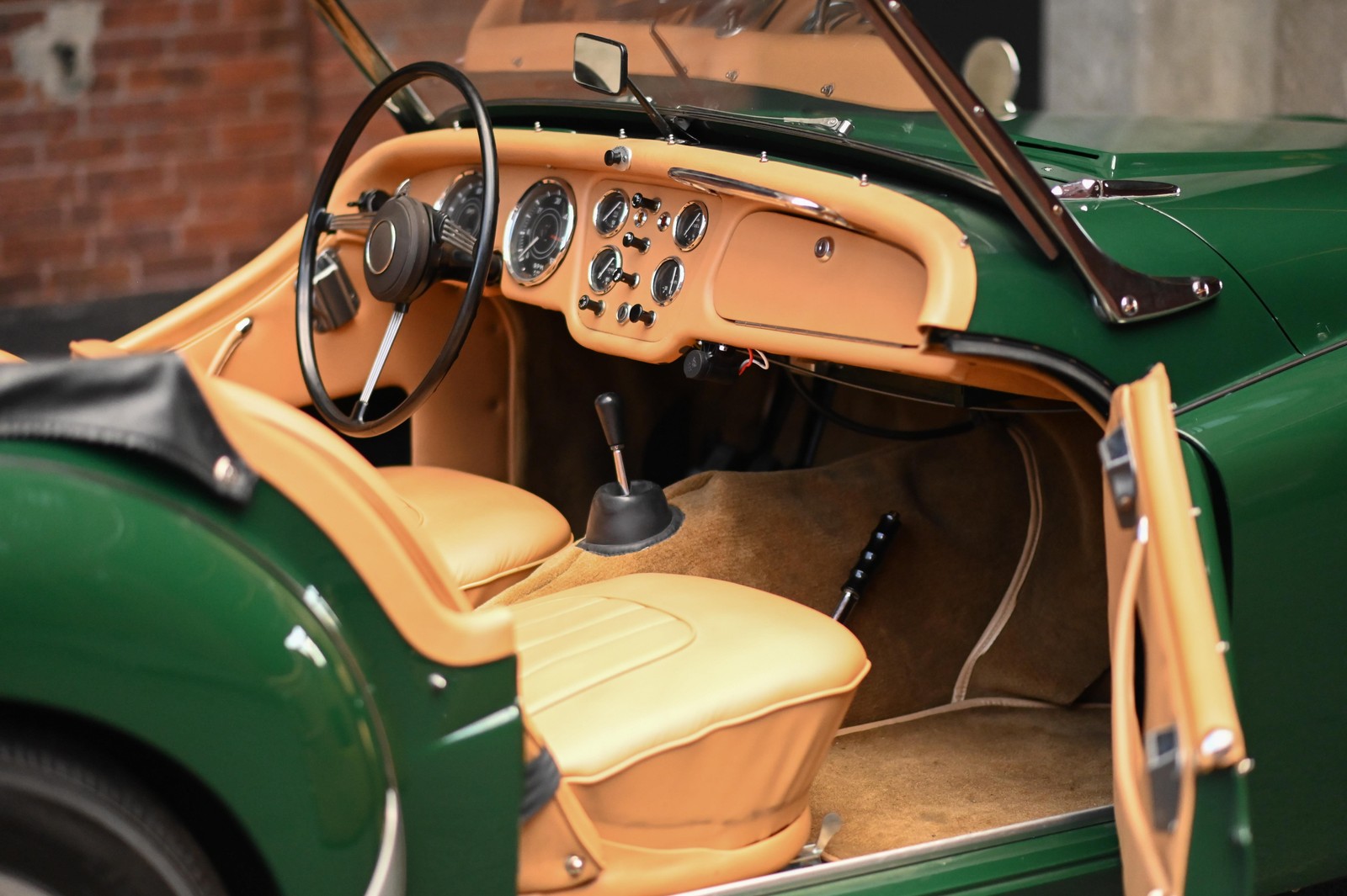 Triumph-TR3-1957-12