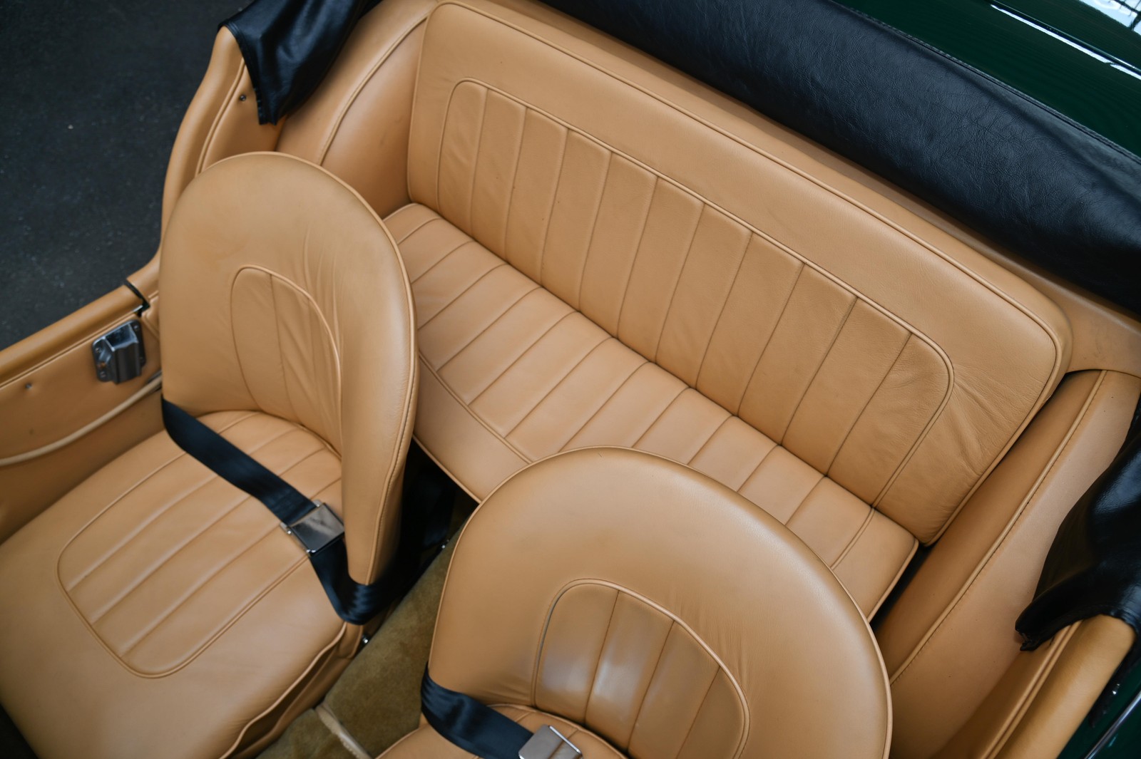 Triumph-TR3-1957-17