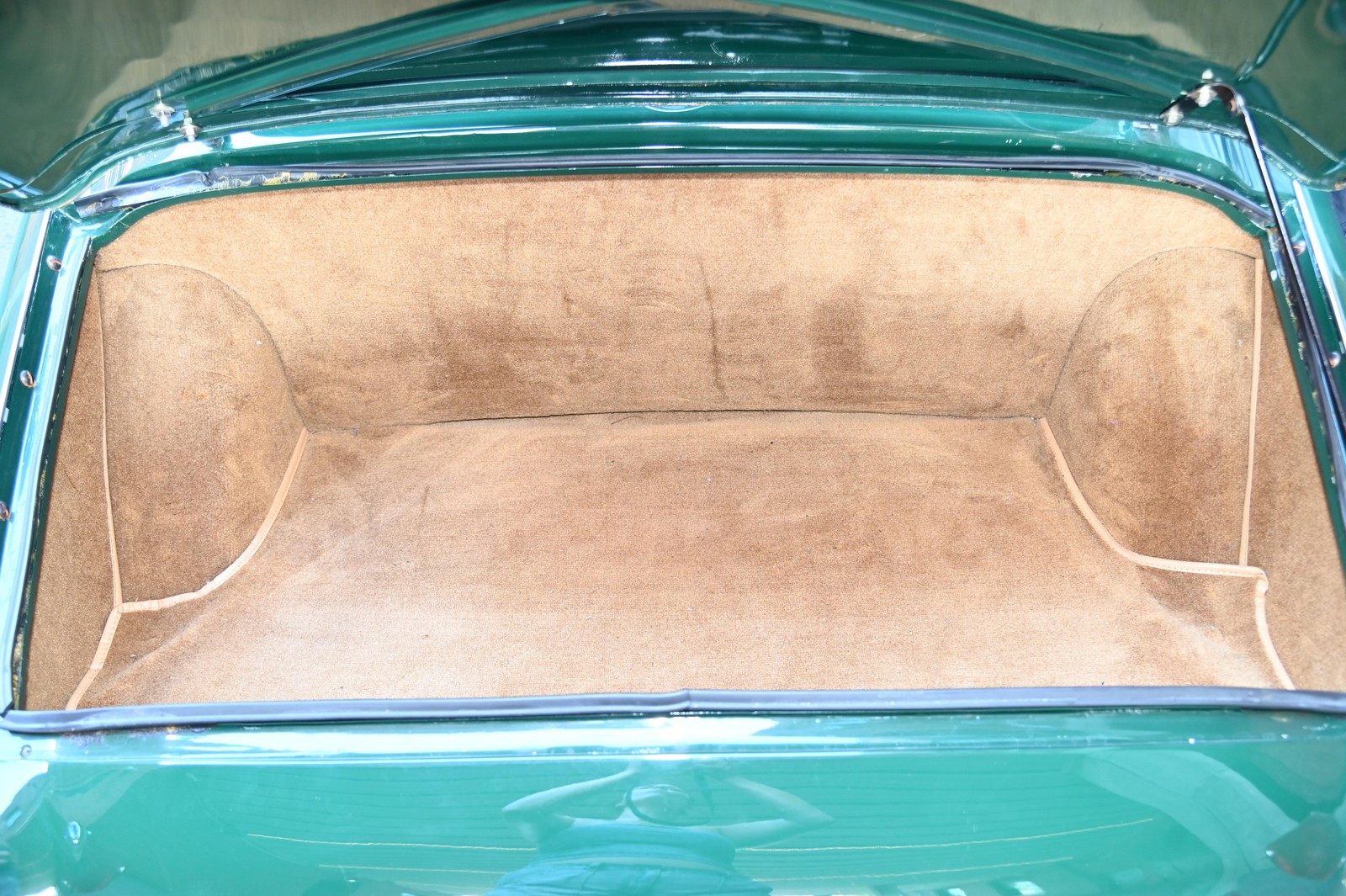 Triumph-TR3-1957-35
