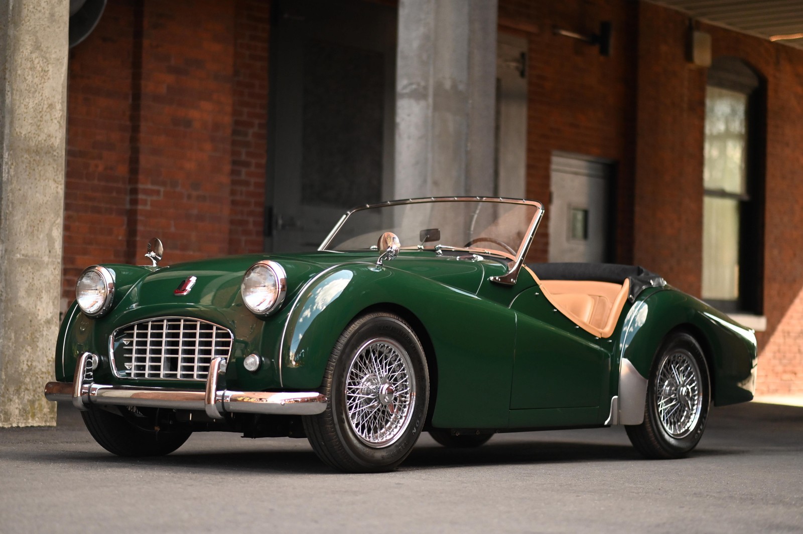 Triumph-TR3-1957