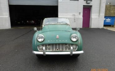 Triumph-TR3-1958-Convertible-1