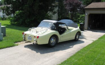 Triumph-TR3-1958-Convertible-11