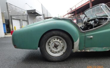 Triumph-TR3-1958-Convertible-13