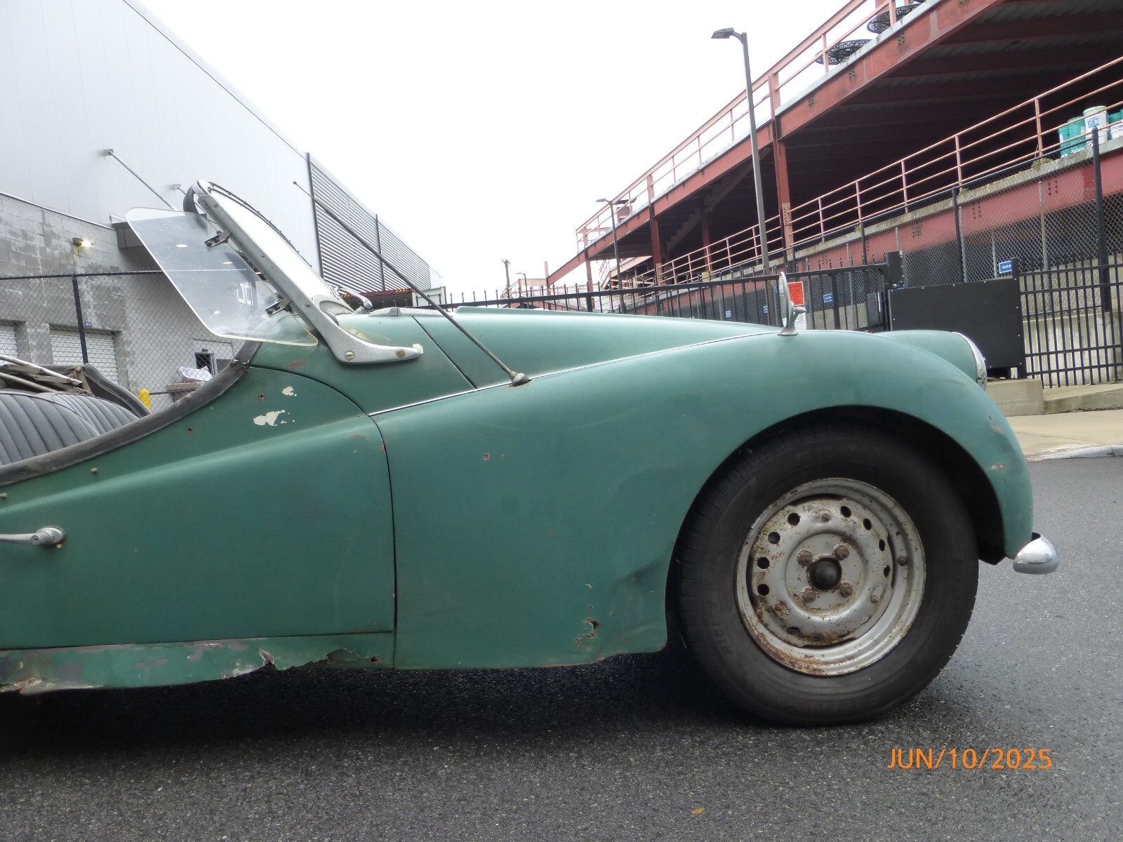 Triumph-TR3-1958-Convertible-14