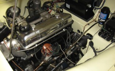 Triumph-TR3-1958-Convertible-4
