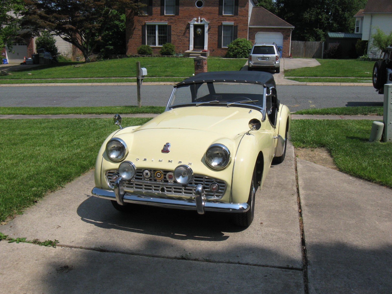 Triumph-TR3-1958-Convertible-9
