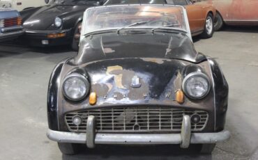 Triumph-TR3-1962-Convertible-4