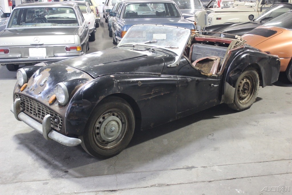 Triumph-TR3-1962-Convertible-8