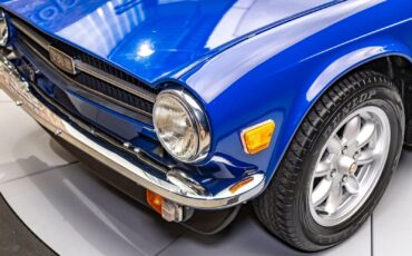 Triumph-TR6-1975-Other-10
