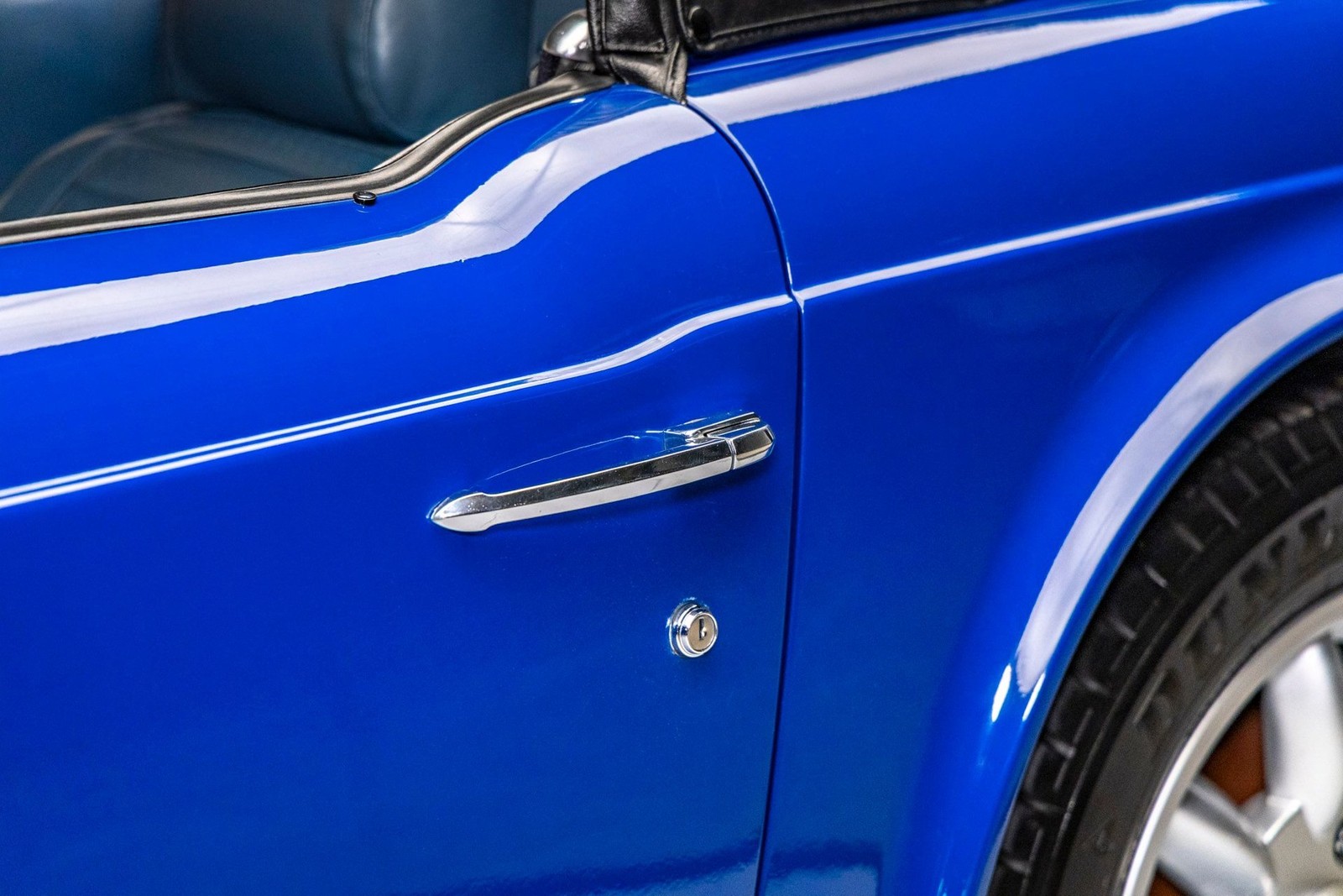 Triumph-TR6-1975-Other-12