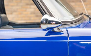 Triumph-TR6-1975-Other-17