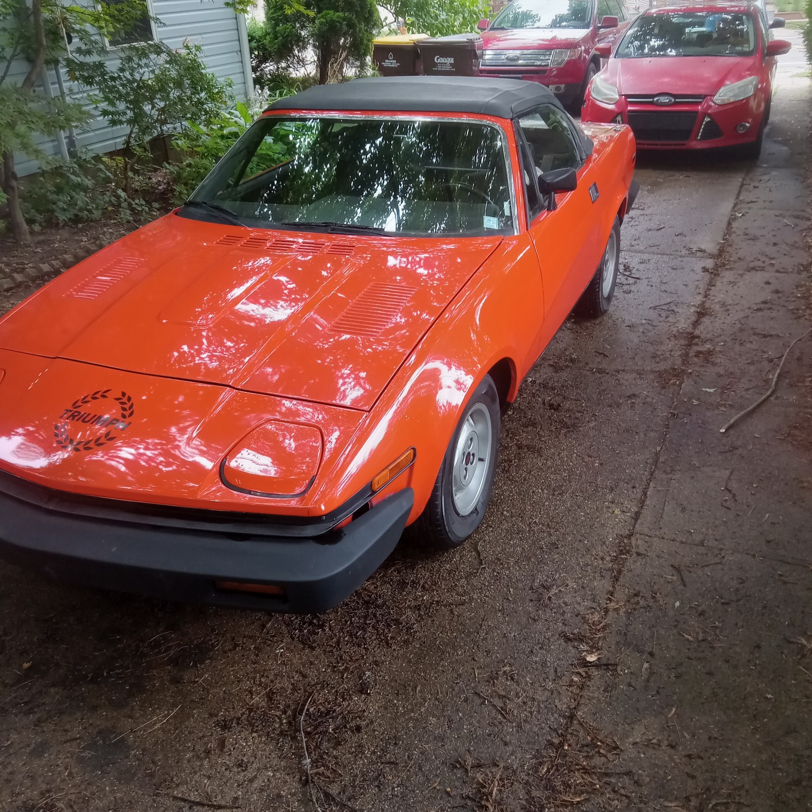 Triumph-TR7-1980-Convertible-1