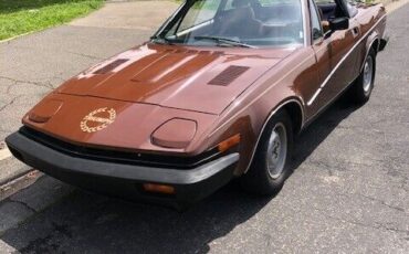 Triumph-TR7-1980-Convertible-1