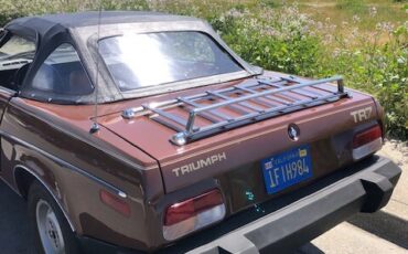Triumph-TR7-1980-Convertible-4