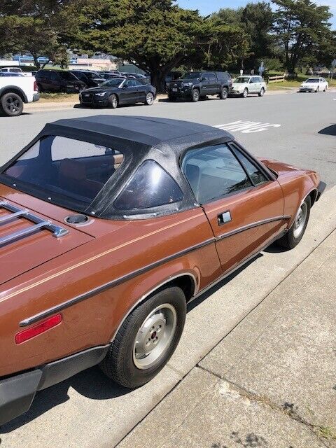 Triumph-TR7-1980-Convertible-5