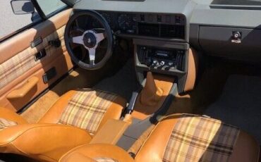 Triumph-TR7-1980-Convertible-9