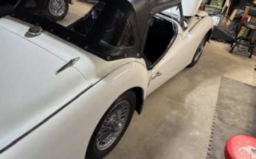 Triumph-Tr-3-1959-white-2