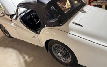 Triumph-Tr-3-1959-white-3