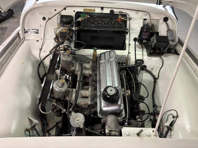 Triumph-Tr-3-1959-white-6