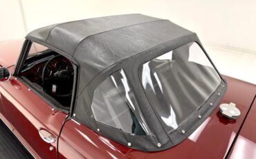 Triumph-Tr6-1973-Burgundy-Black-18
