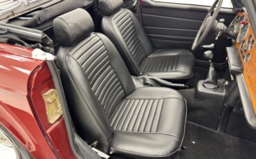 Triumph-Tr6-1973-Burgundy-Black-34