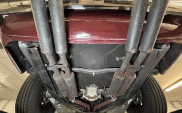Triumph-Tr6-1973-Burgundy-Black-46
