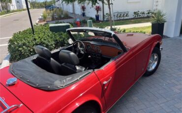 Triumph-Tr6-1973-Pimento-Red-Black-1