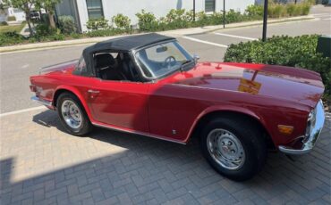 Triumph-Tr6-1973-Pimento-Red-Black-11