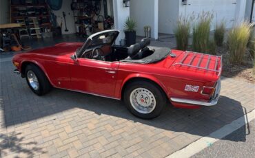 Triumph-Tr6-1973-Pimento-Red-Black-7