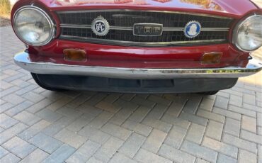 Triumph-Tr6-1973-Pimento-Red-Black-9