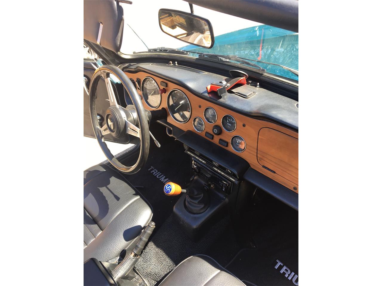 Triumph-Tr6-1974-Mallard-blue-Black-16