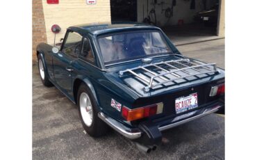 Triumph-Tr6-1974-Mallard-blue-Black-25