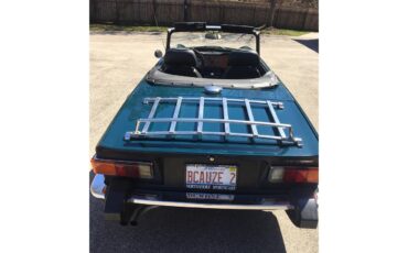 Triumph-Tr6-1974-Mallard-blue-Black-27