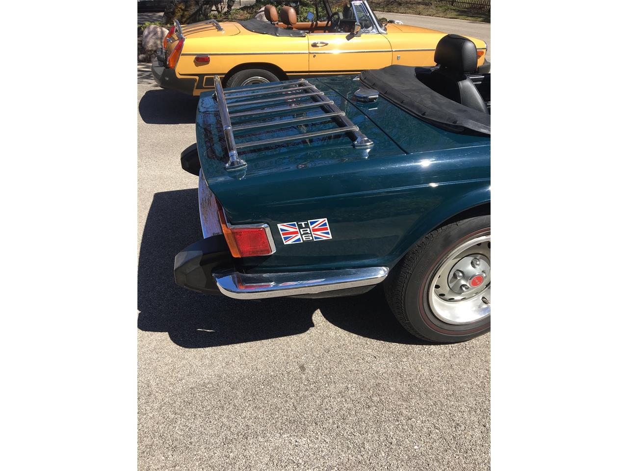 Triumph-Tr6-1974-Mallard-blue-Black-29