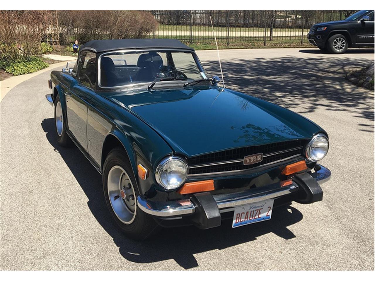 Triumph-Tr6-1974-Mallard-blue-Black-36