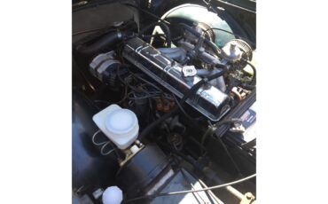 Triumph-Tr6-1974-Mallard-blue-Black-43