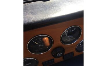 Triumph-Tr6-1974-Mallard-blue-Black-44