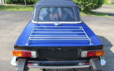 Triumph-Tr6-1975-Viper-Blue-13