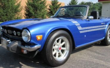 Triumph-Tr6-1975-Viper-Blue-7