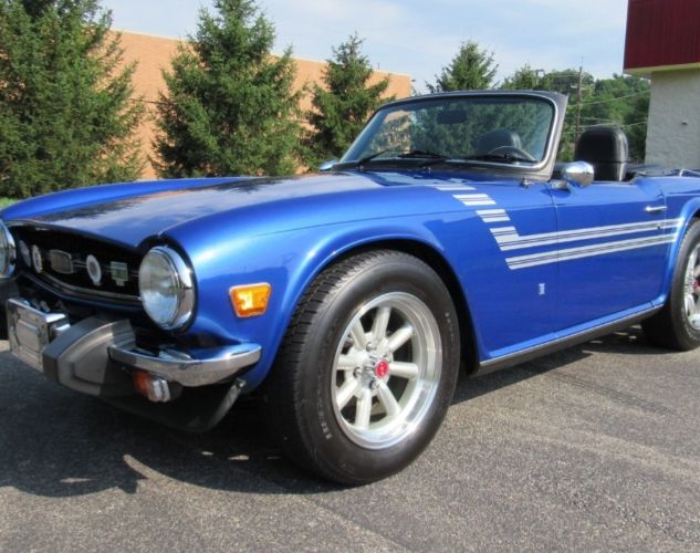 Triumph-Tr6-1975-Viper-Blue-7