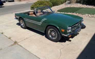 Triumph-Tr6-1976-3