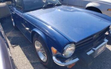 Triumph-Tr6-1976-Blue-Black-24