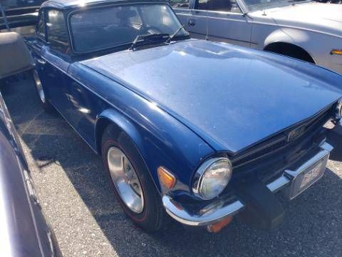 Triumph-Tr6-1976-Blue-Black-24