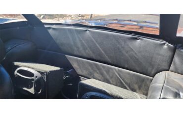 Triumph-Tr6-1976-British-Maple-Black-1