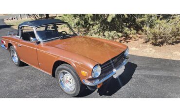 Triumph-Tr6-1976-British-Maple-Black-40