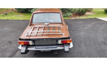 Triumph-Tr6-1976-British-Maple-Black-43